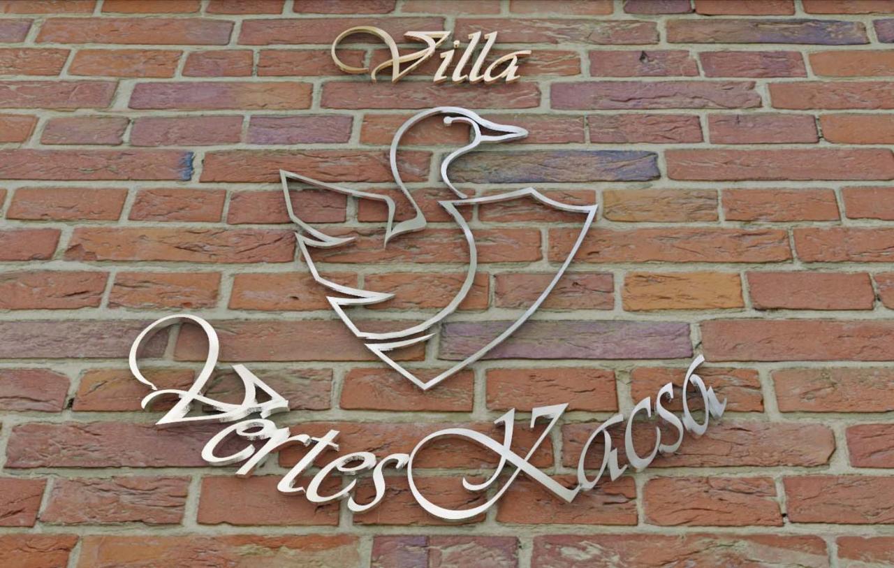 Villa Verteskacsa Vertesacsa Екстер'єр фото