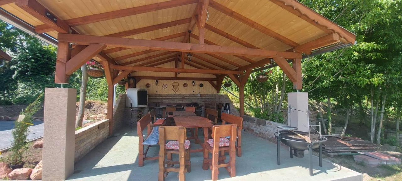 Villa Verteskacsa Vertesacsa Екстер'єр фото